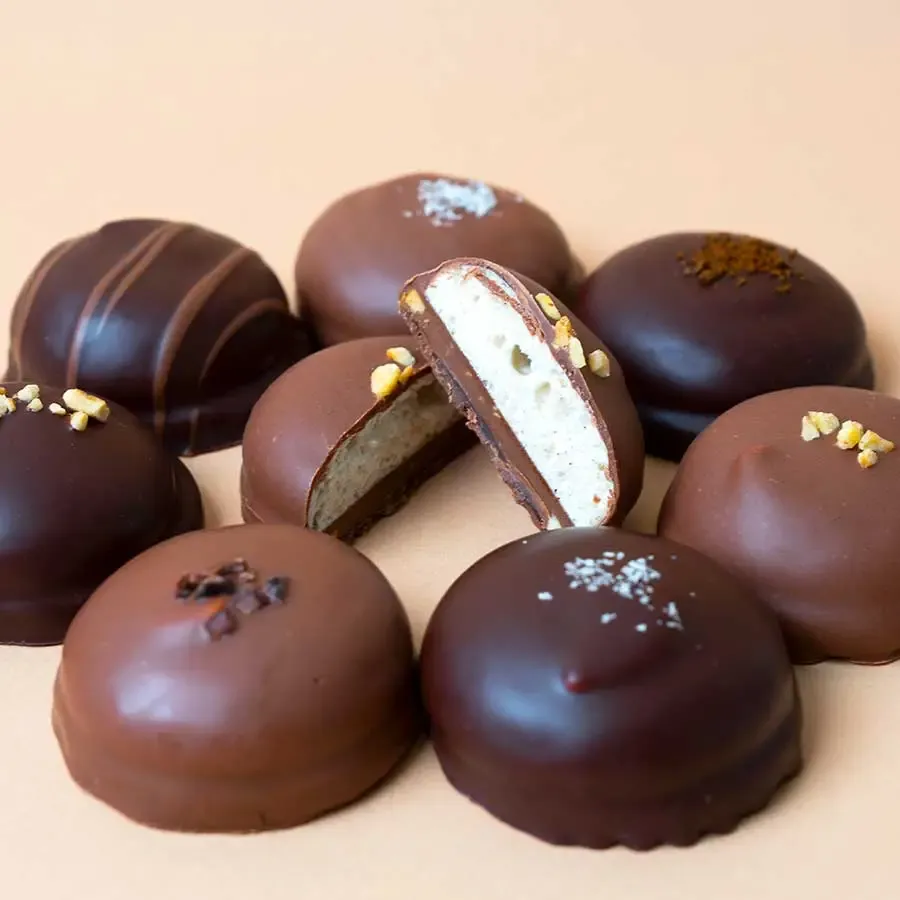 Hasnaâ Nénés Pralinés Noir guimauves x5 vanille