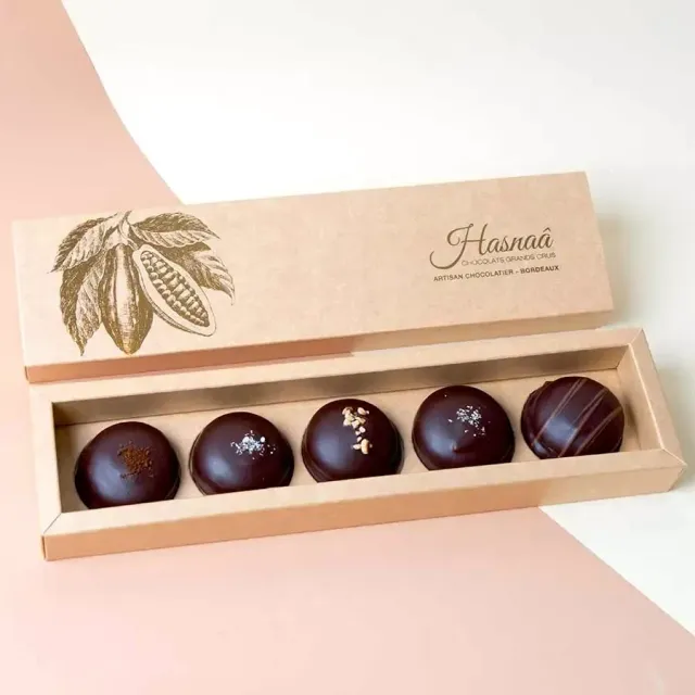 Hasnaâ Nénés Pralinés Noir guimauves x5 vanille