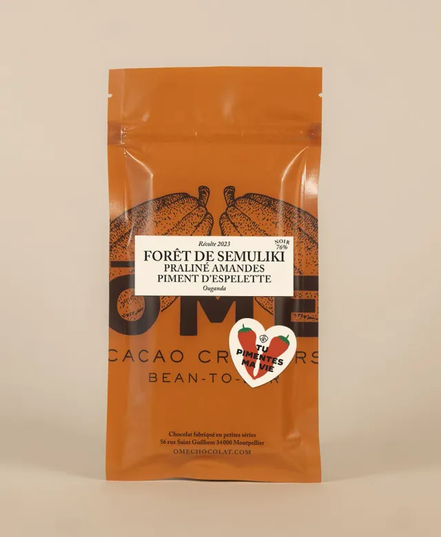Ôme Forêt de Semuliki tablette noir praliné amandes piment 76%