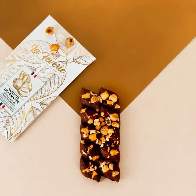Hasnaâ Noisettes Noir tablette gourmande 80g noisette