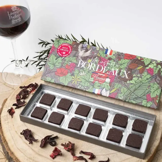 Hasnaâ Un Instant à Bordeaux Rive Droite coffret 12 chocolats vin