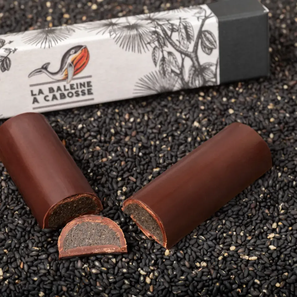 La Baleine à Cabosse barre chocolat praliné sésame noir