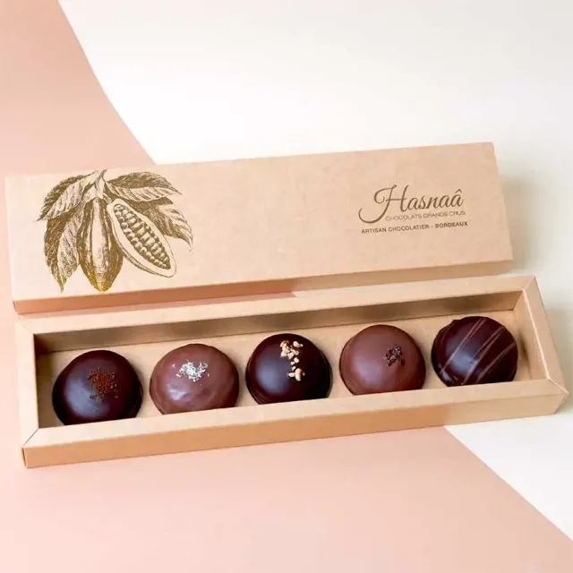 Hasnaâ Nénés Pralinés Noir & Lait têtes choco x5 guimauve